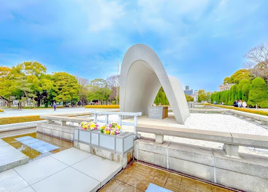 Day trip to Hiroshima and Miyajima by bullet train from Tokyo