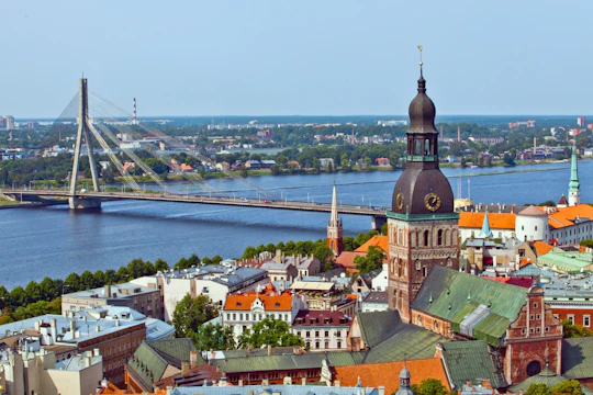 Introductory walking tour of Riga with a local guide