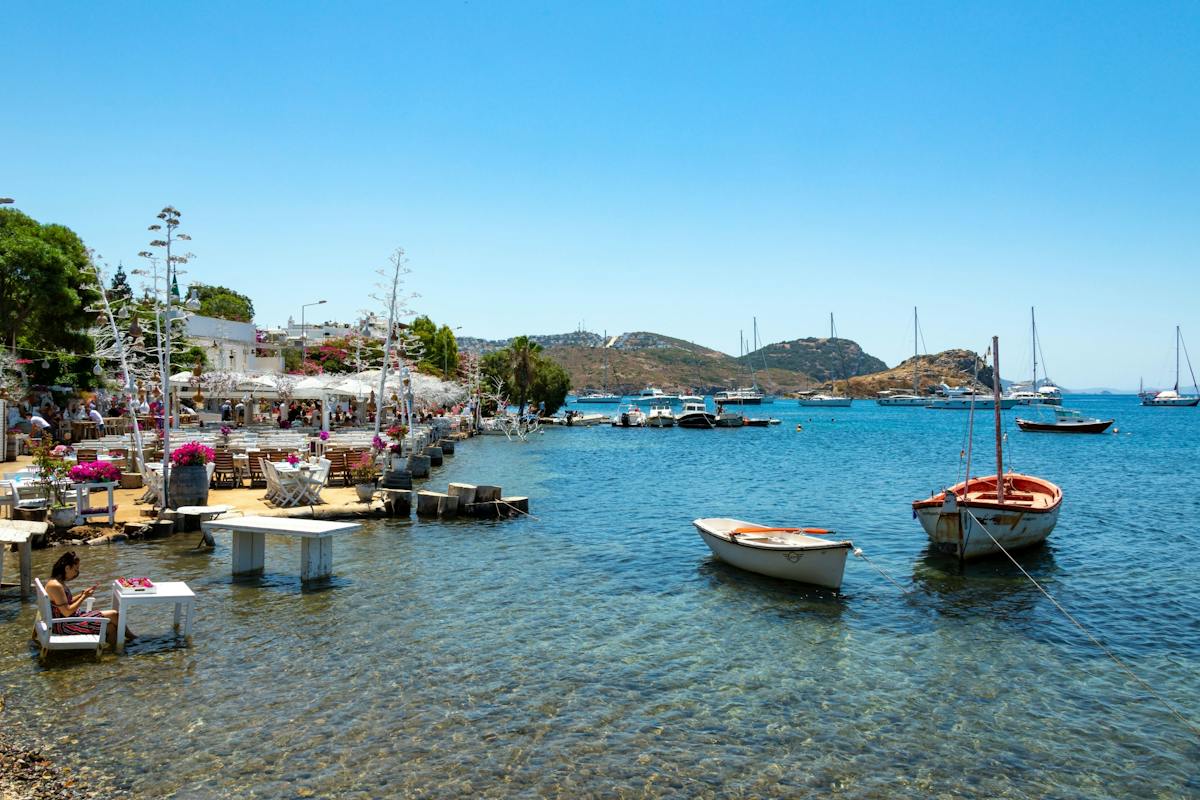 Bodrum Peninsula highlights tour with bazaar visit