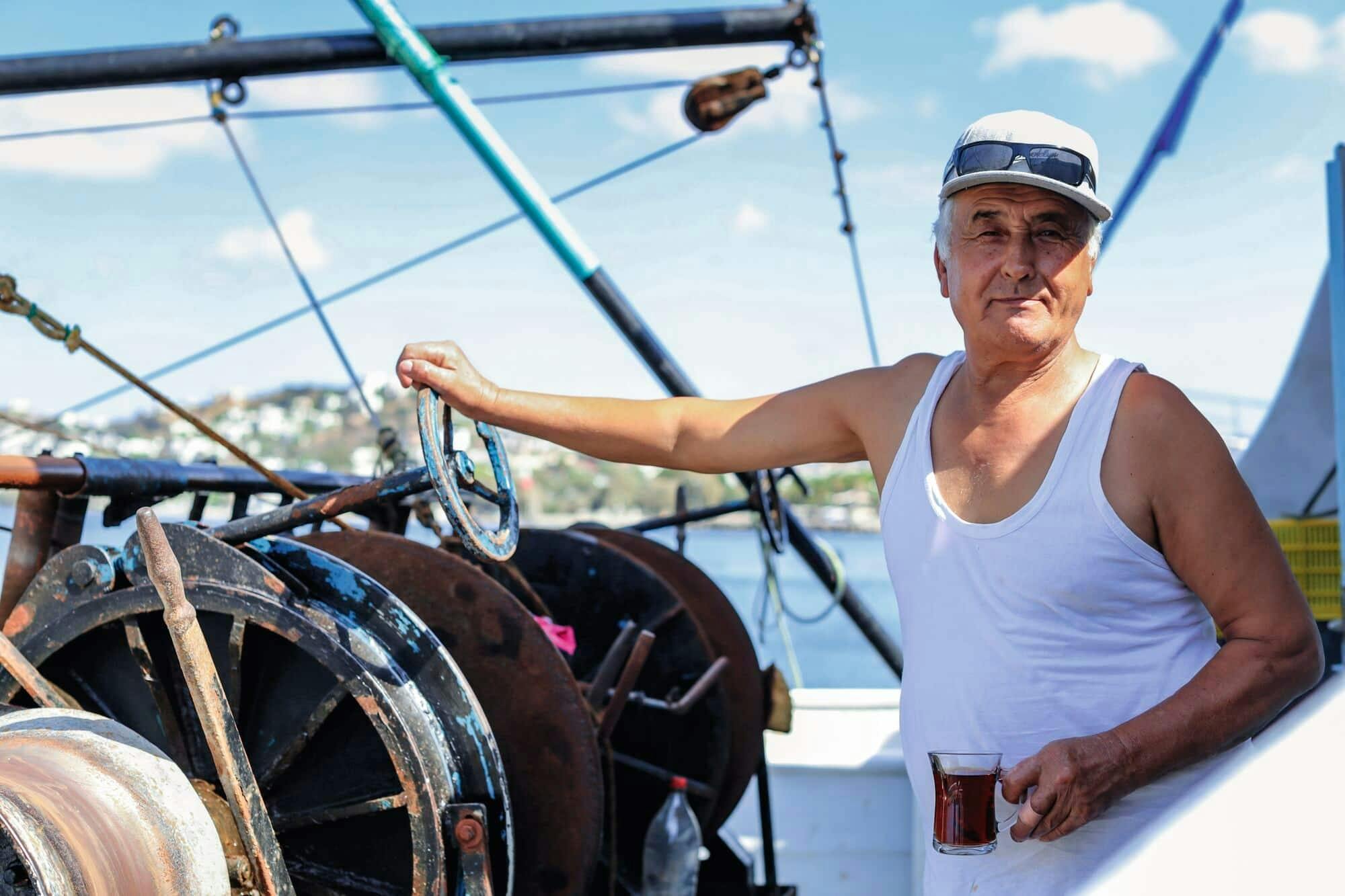 Bodrum Peninsula highlights tour with bazaar visit