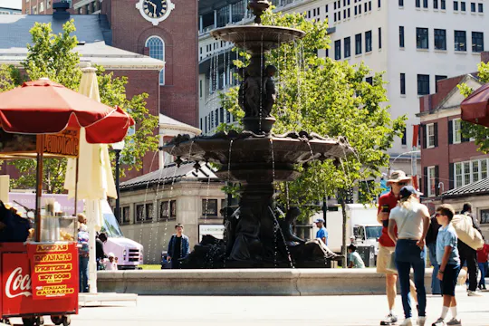 Boston’s Freedom Trail guided tour with local food tastings