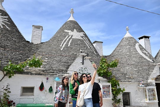 Les secrets d'Alberobello depuis la Puglia centrale