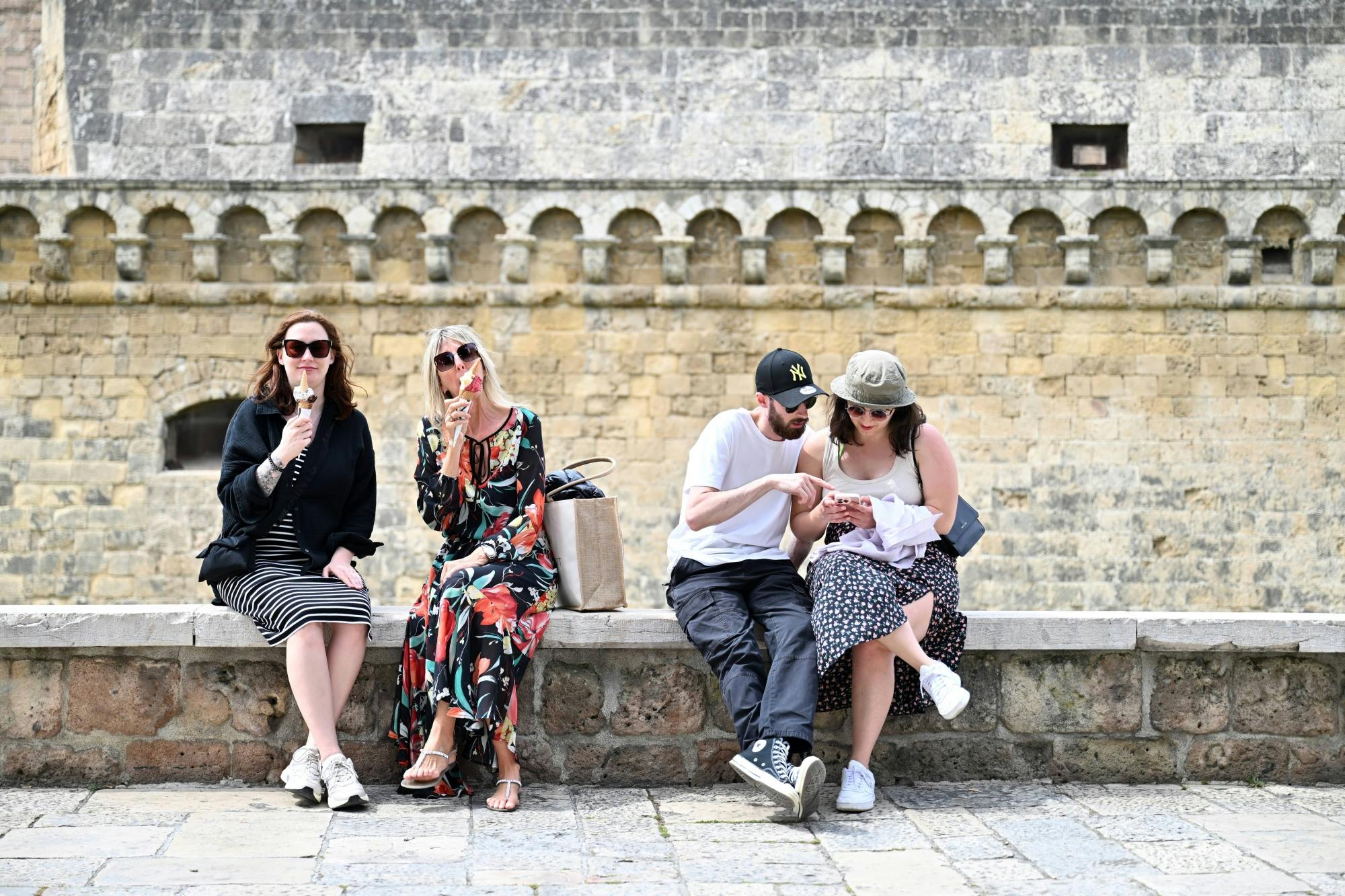 Bari Guided Tour with Free Time