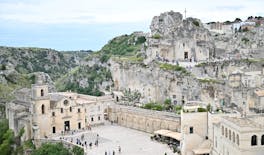 Tour di Matera con case-grotta e degustazione di cibi locali