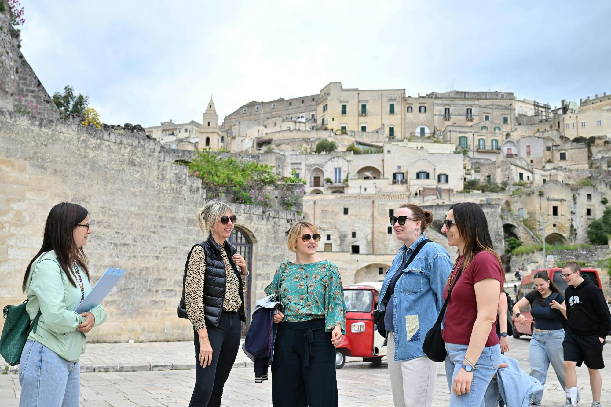 Matera tour with cave homes and local food tasting