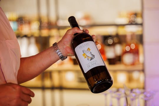 Five wines tasting signature experience