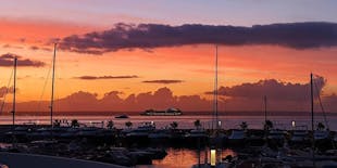 Cruzeiro ao pôr do sol em Maiorca com traslado da Barcos Coral