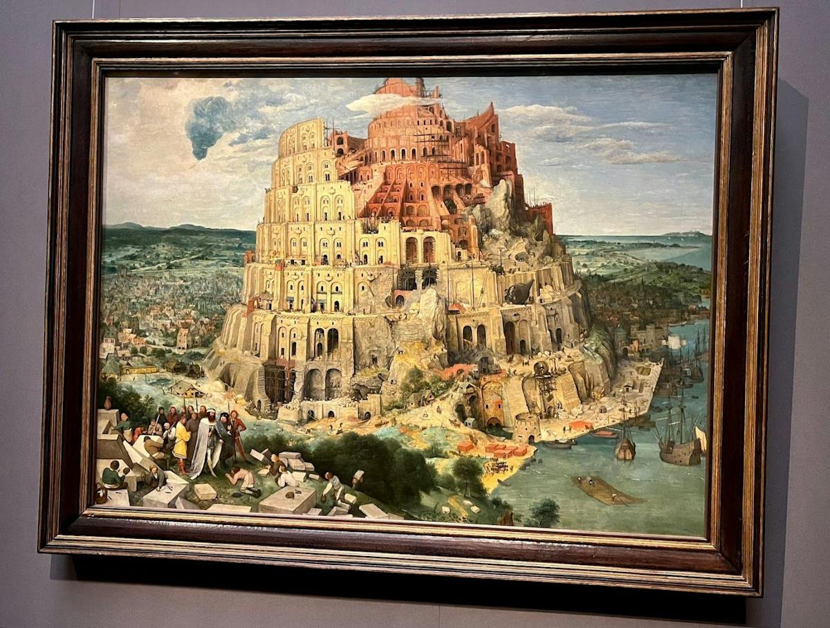 Vienna Self-Guided Audio Tour with Weltmuseum Wien Heldenplatz ticket