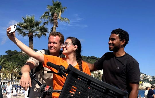 Tour guidato in bici elettrica a Nizza e Villefranche