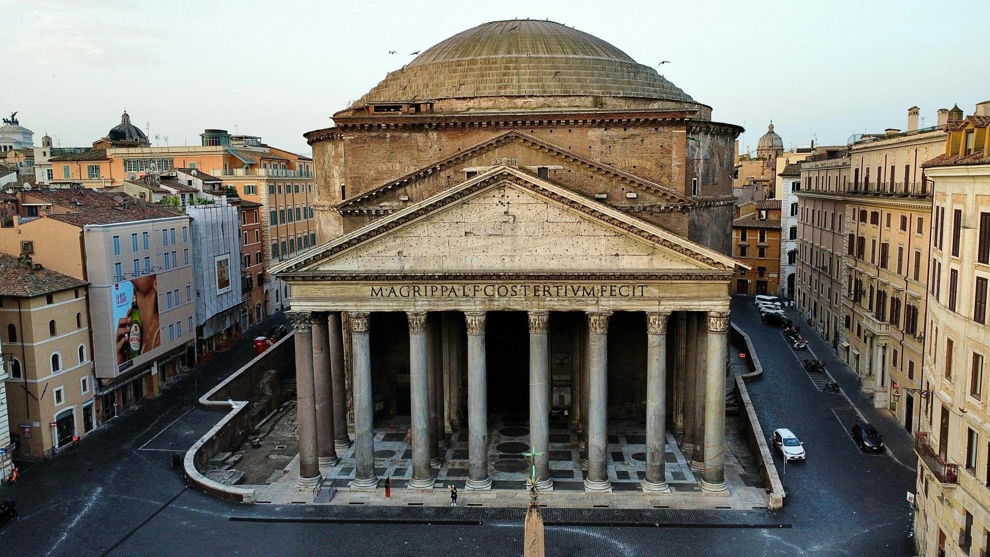 Pantheon small group tour with skip-the-line entrance ticket