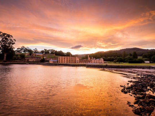 Traslado en autobús de ida desde Port Arthur a Hobart
