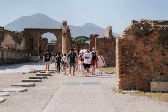 Pompeii guided tour with Amalfi Coast drive from Rome