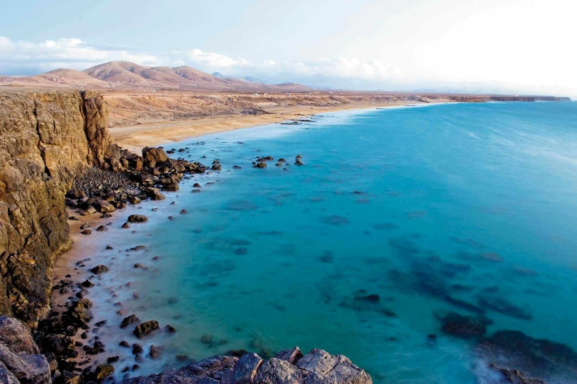 Private Sunset Safari Tour to El Cotillo with Bayuyo Volcano