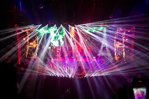 Family-friendly Coco Bongo Sunset Show in Cancun