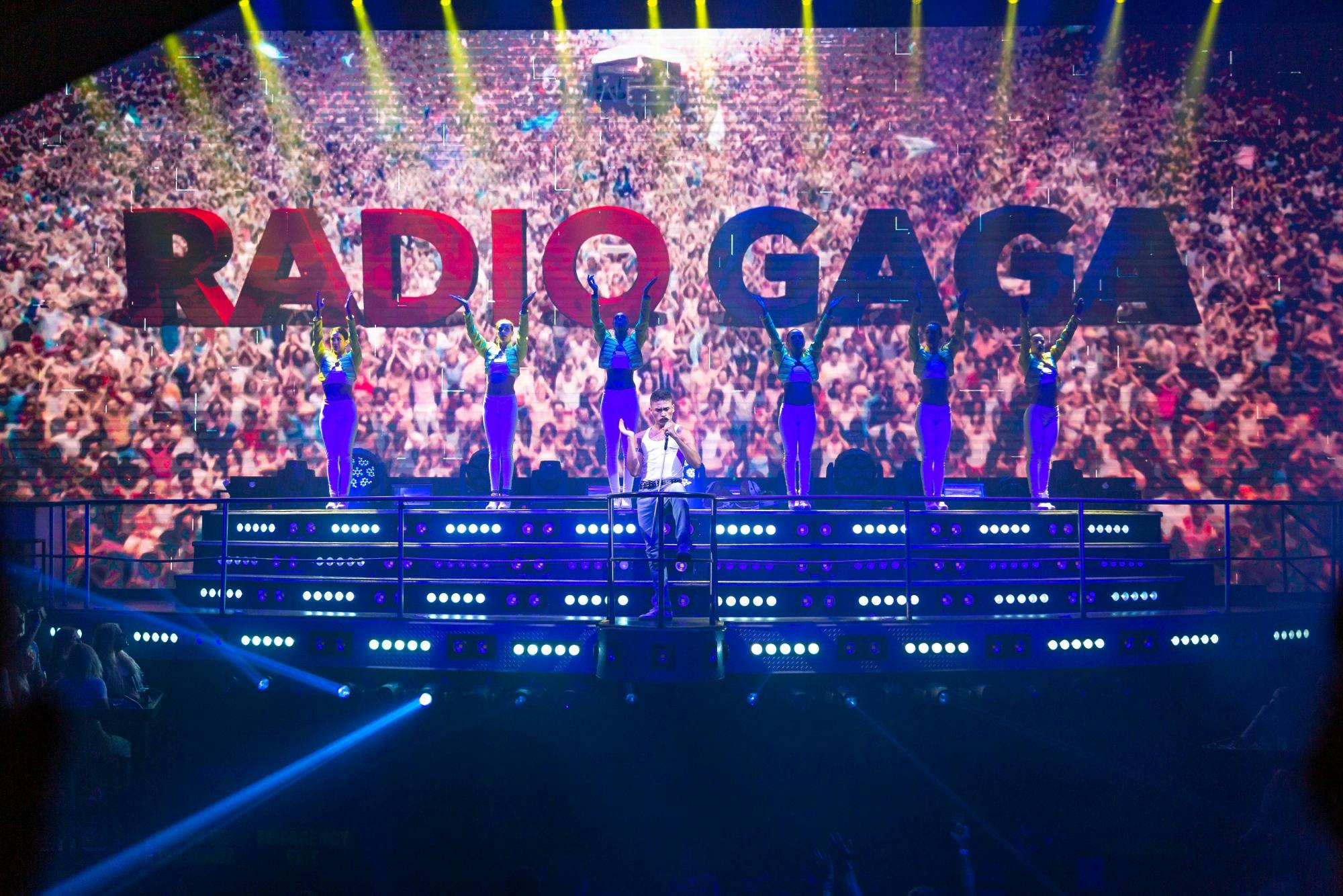 Family-friendly Coco Bongo Sunset Show in Cancun