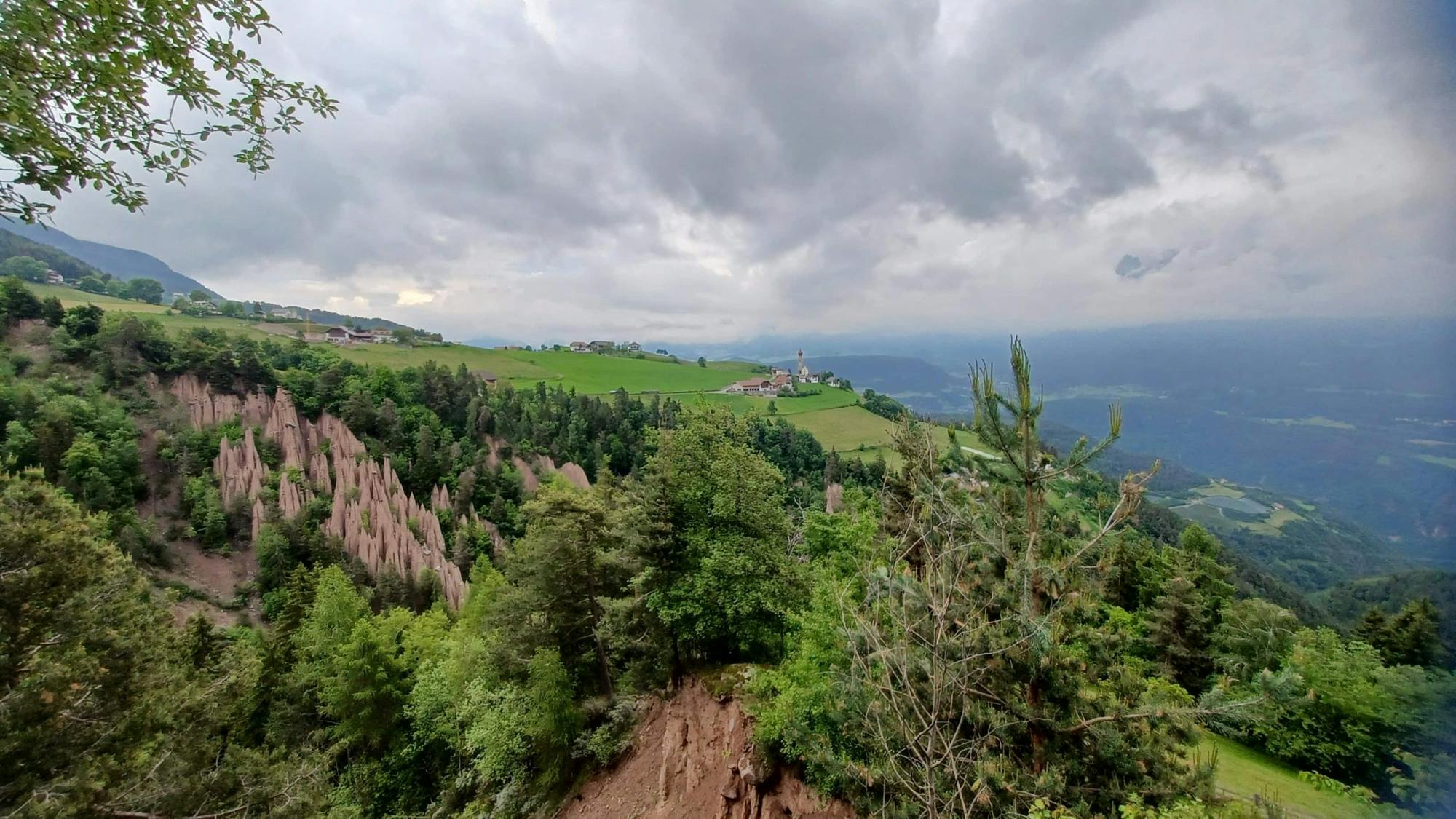 Bolzano and Renon tour with panoramic train ride