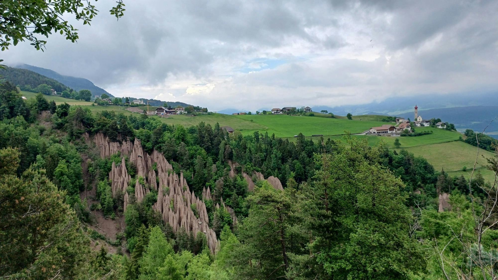 Bolzano and Renon tour with panoramic train ride