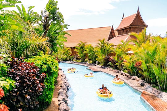 Twin ticket to Loro Parque and Siam Park