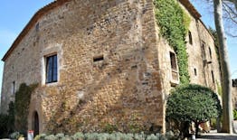 Ingresso e visita guiada ao Castelo Gala Dalí