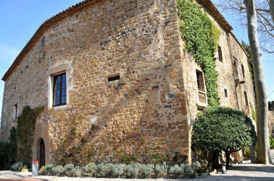 Gala Dalí Castle entrance ticket and guided visit