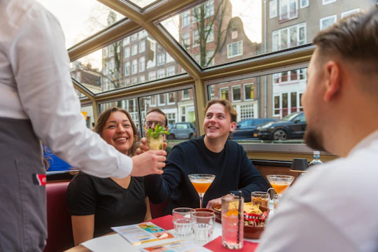 Evening cocktail cruise in Amsterdam