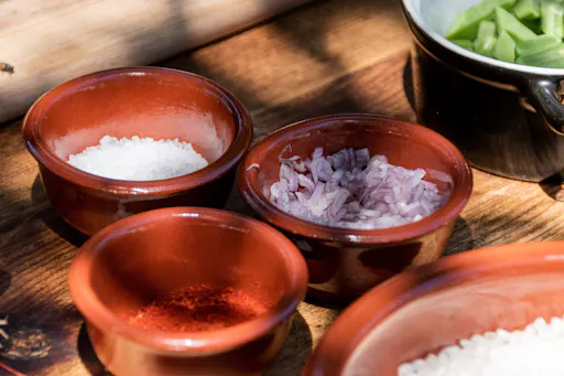 Paella-cooking workshop and tapas in Ibiza with lunch and wine