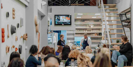 Cuisinez et mangez comme un local, visite gastronomique et atelier