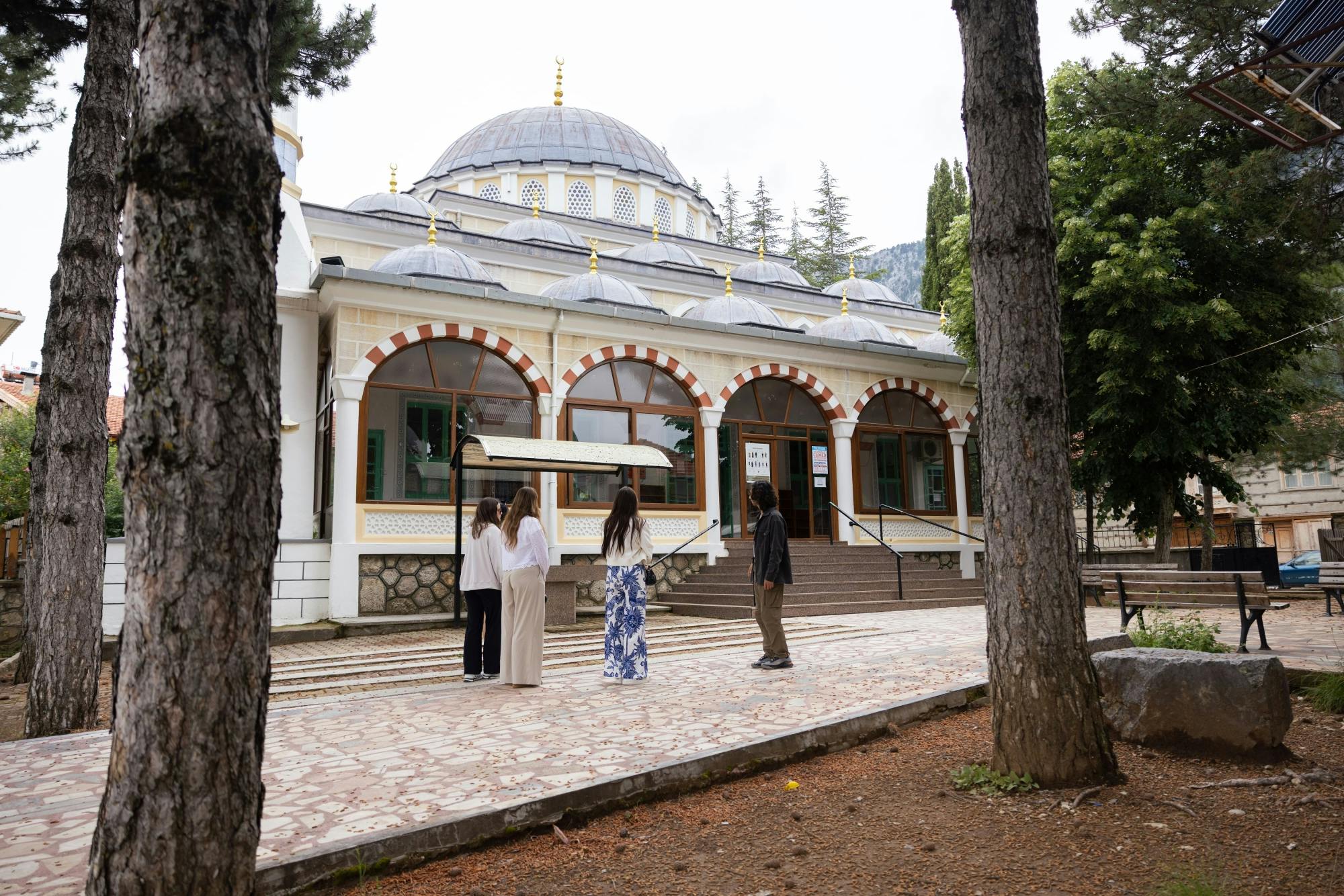 Small-group tour of Ormana and the Altrinbesik Caves in Antalya