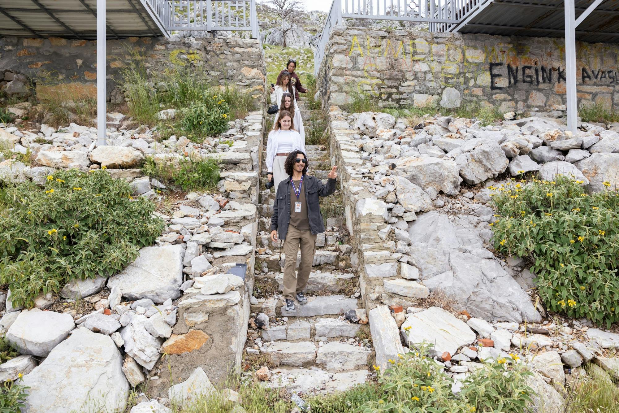 Small-group tour of Ormana and the Altrinbesik Caves in Antalya