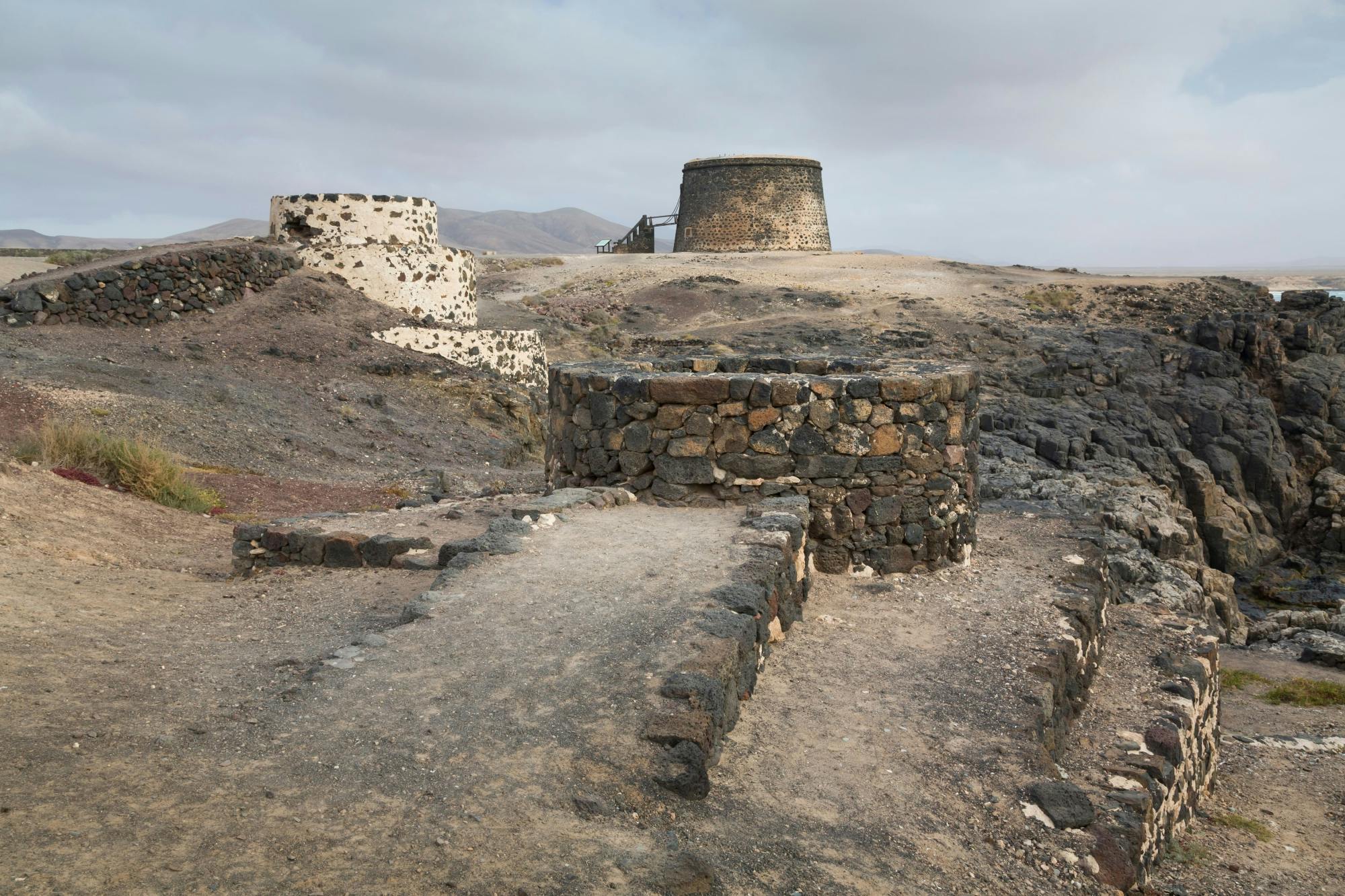 El Cotillo sunset 4x4 safari in Fuerteventura with Bayuyo Volcano