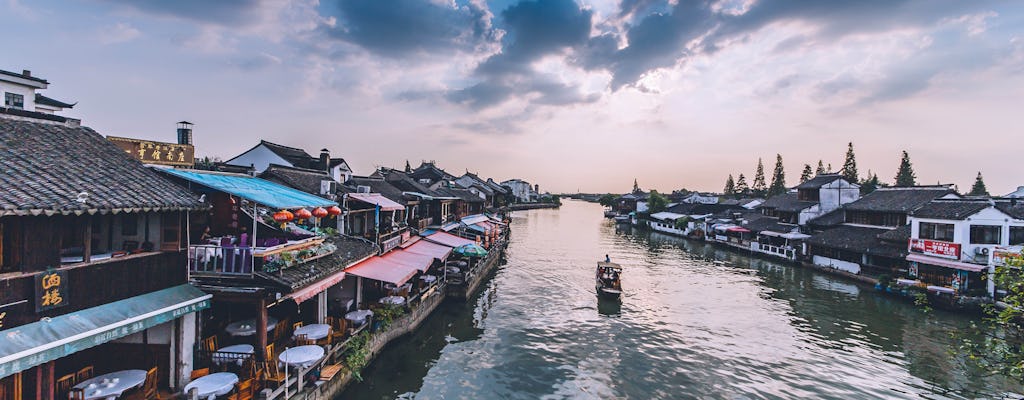 Shanghai city and Zhujiajiao water town private tour with lunch