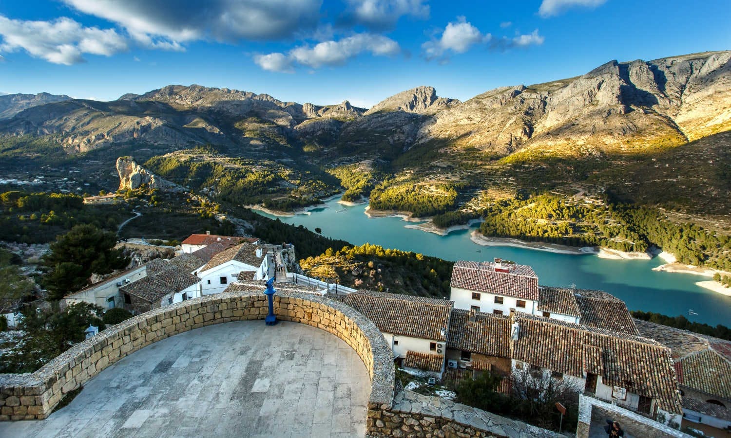 Excursão de dia inteiro a Guadalest, Altea e Fuentes del Algar saindo de Valência