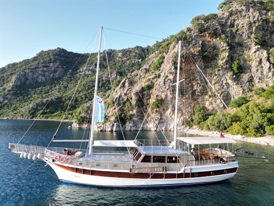 Rejs przyjazny dla rodzin łodzią typu gulet z Marmaris