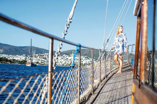 Türkische Guletfahrt ab Marmaris (nur für Erwachsene) mit Mittagessen und optionalem Transfer