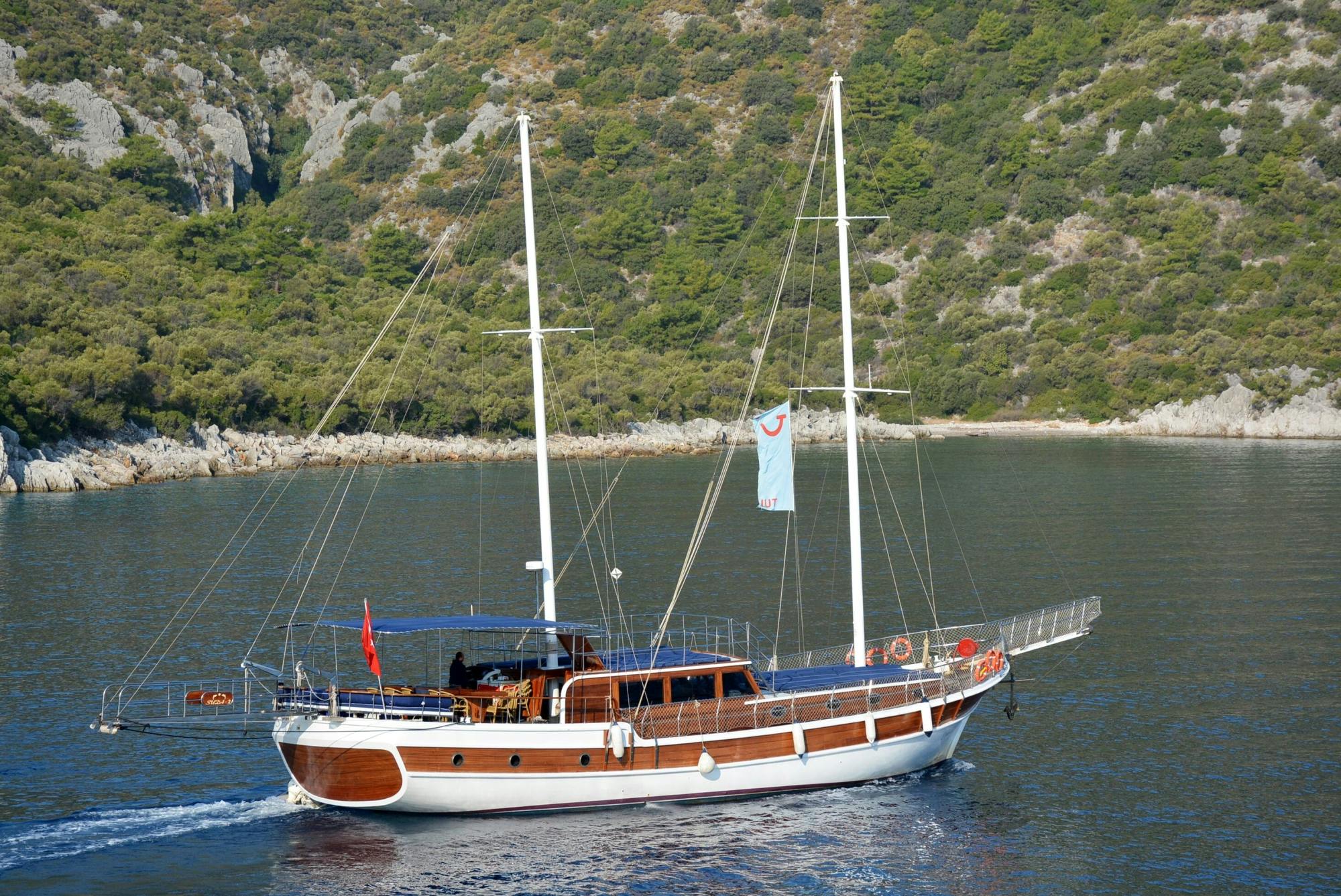 Marmaris adults-only boat cruise with lunch