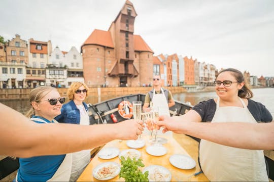 Culinary cruise with pierogi tasting on the Motława River
