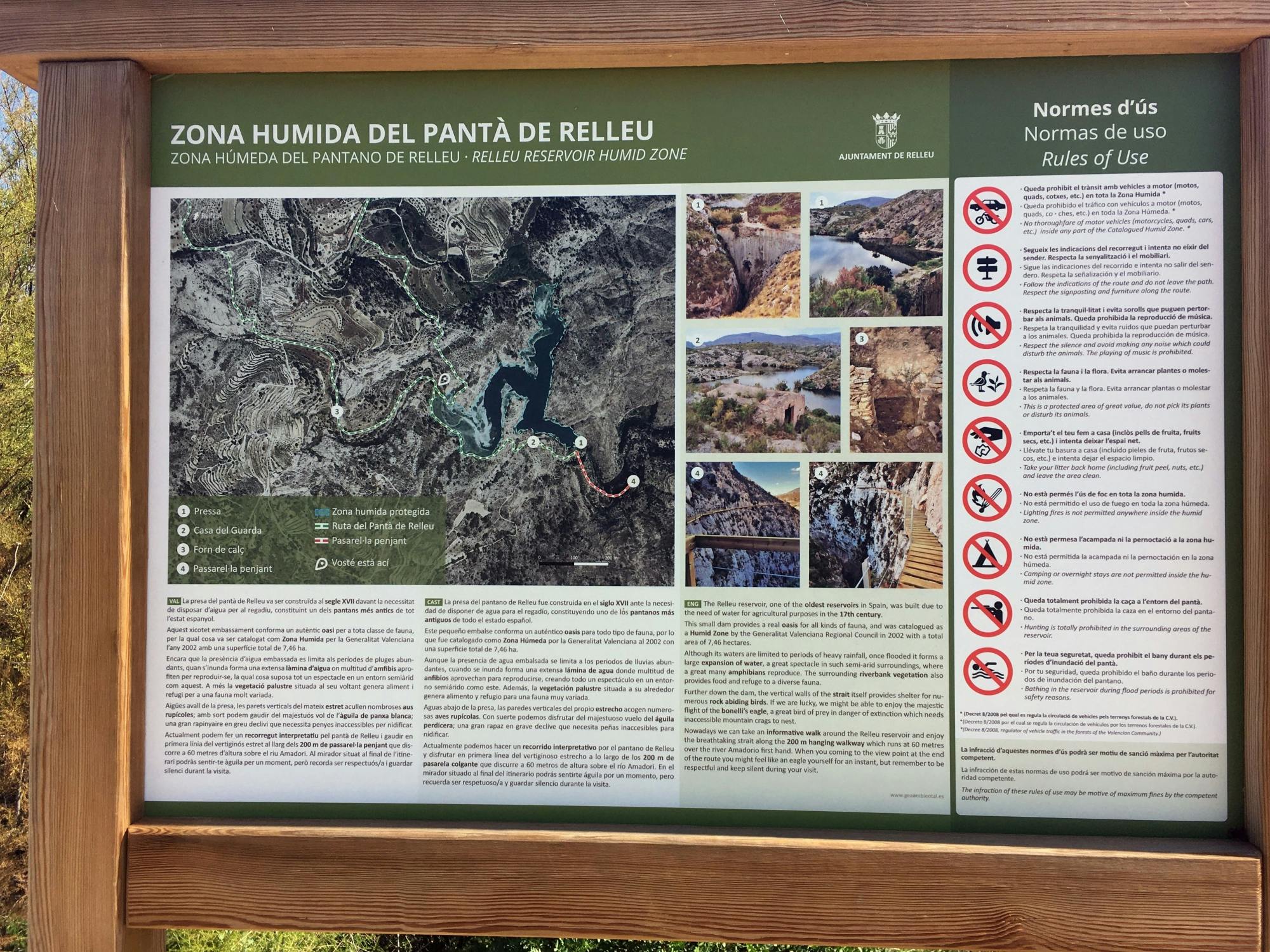 Half-day guided tour to Relleu with hike and museum visit