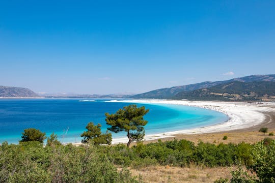 Zomertour naar Pamukkale en Hierapolis met het Saldameer