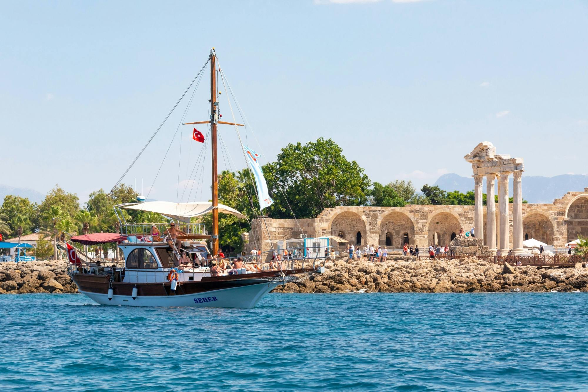 Adults-only Gulet cruise with lunch and drinks from Side