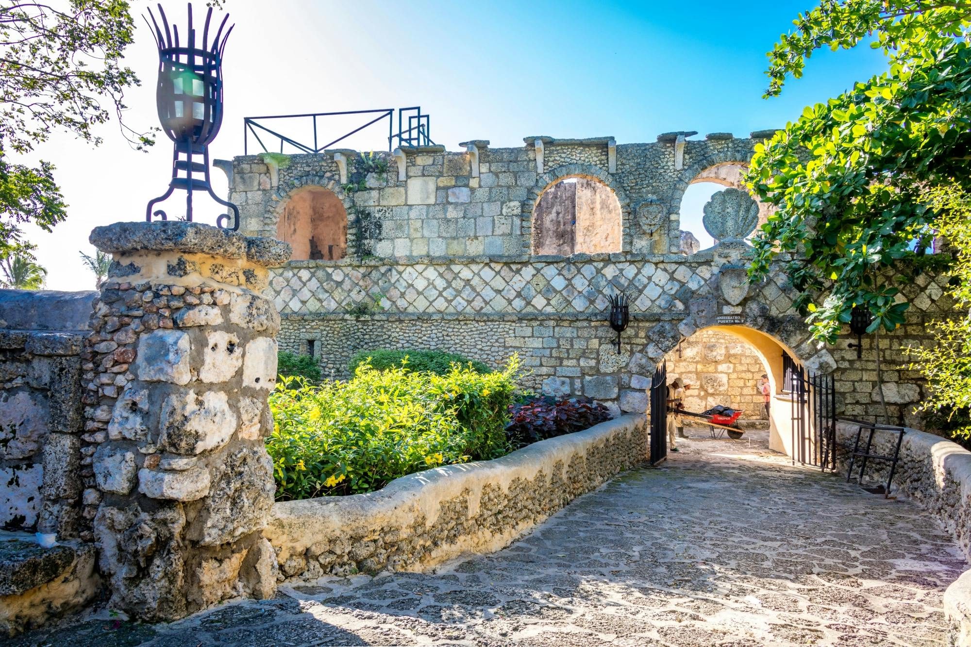 Tour of the Dominican’s Altos de Chavon artist village