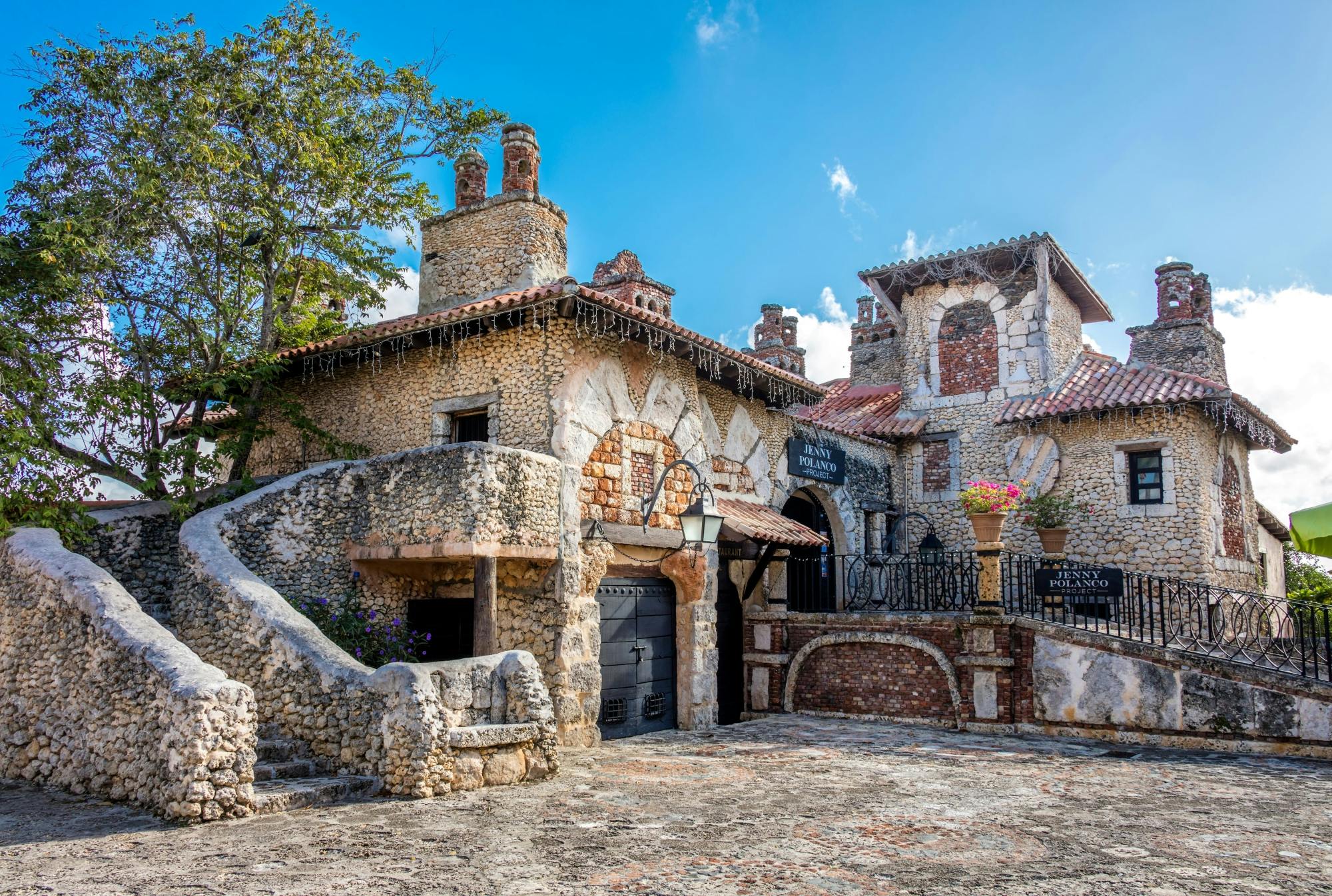 Tour of the Dominican’s Altos de Chavon artist village