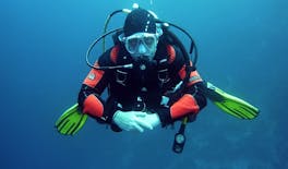 Esperienza introduttiva di immersioni subacquee
