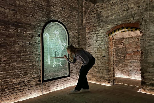 Lofen Palace underground discovery tour