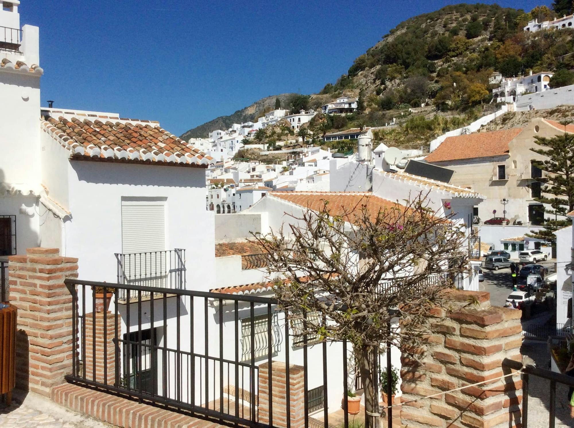 Guided tour of Axarquia, Frigiliana and Nerja