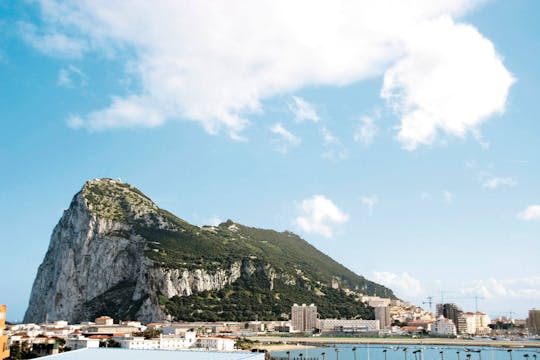 Excursión guiada de un día a Gibraltar con visita del Peñón en minibús
