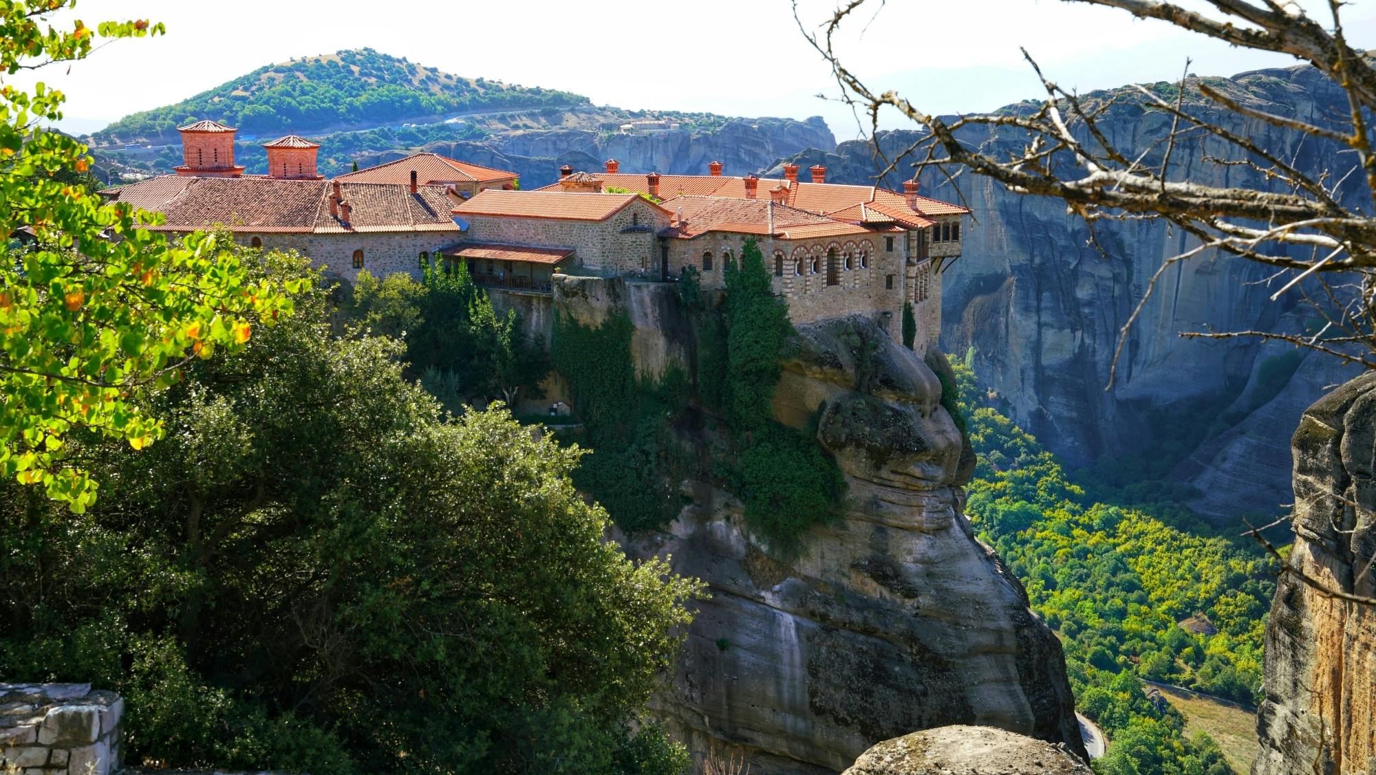Meteora monasteries tour with traditional Greek lunch