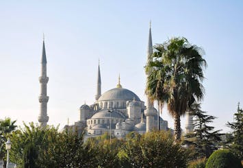 Excursion en avion à Istanbul depuis Antalya avec visite de la Mosquée bleue et du bazar égyptien
