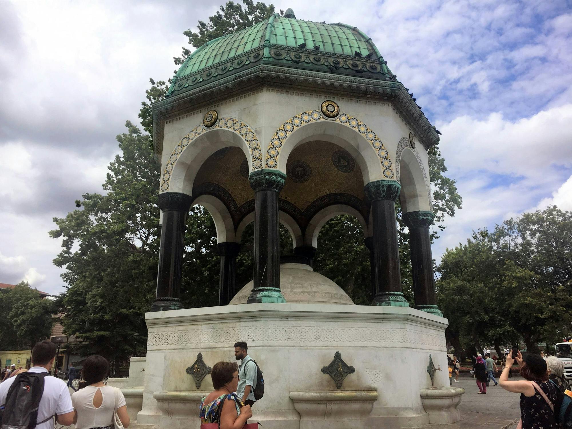 Turistalya Istanbul tour with flights included