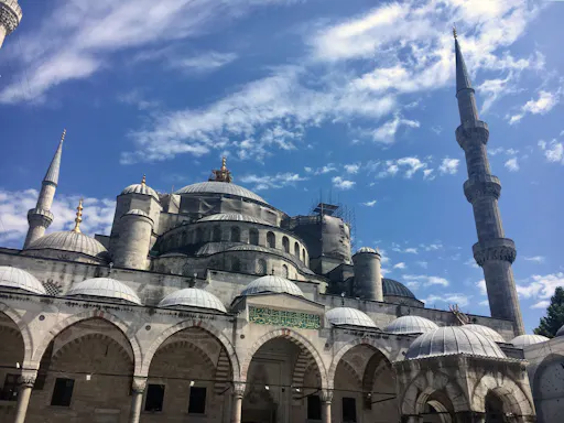 Turistalya Istanbul tour with flights included