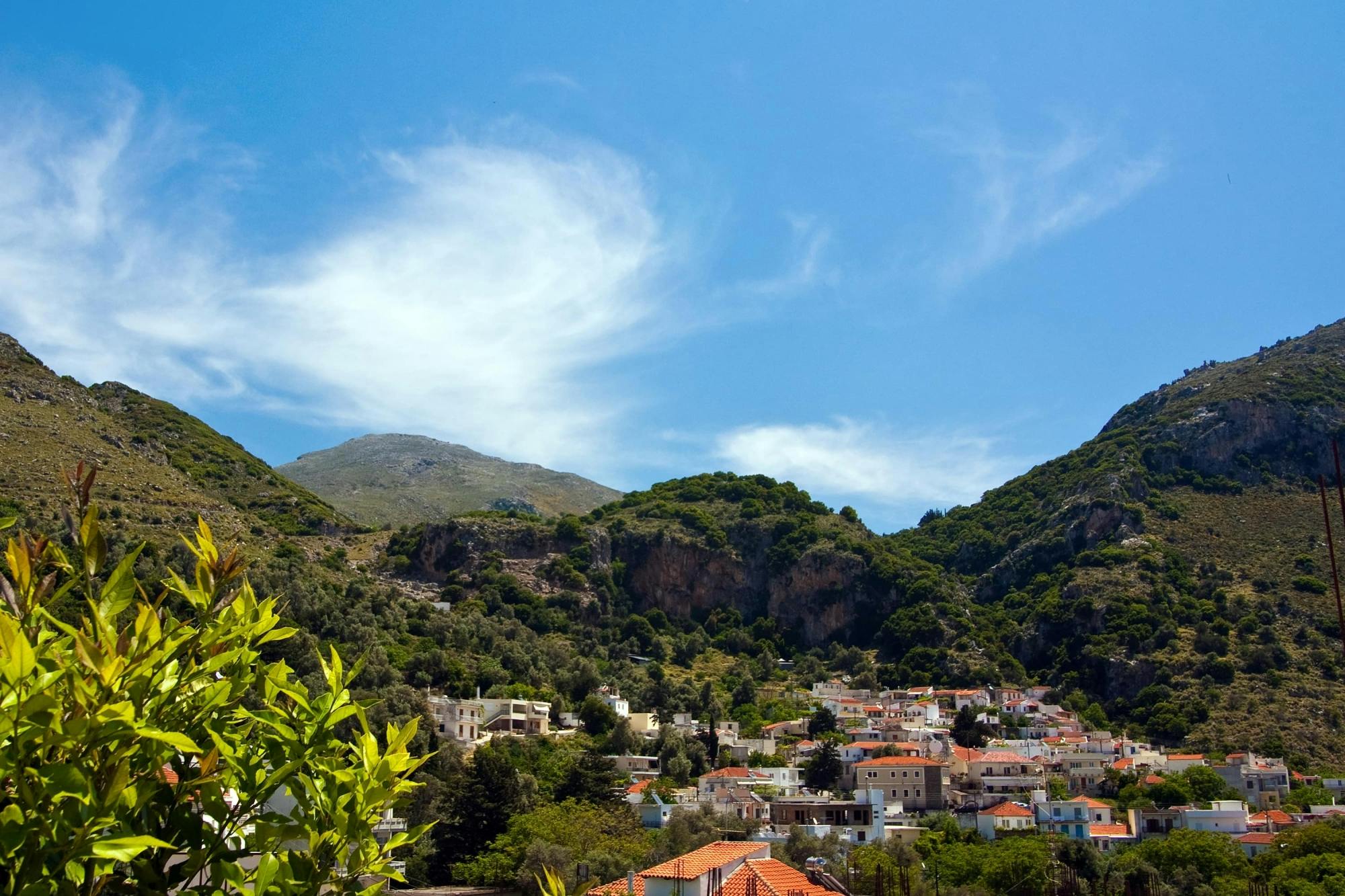 Private off-road tour to experience Crete